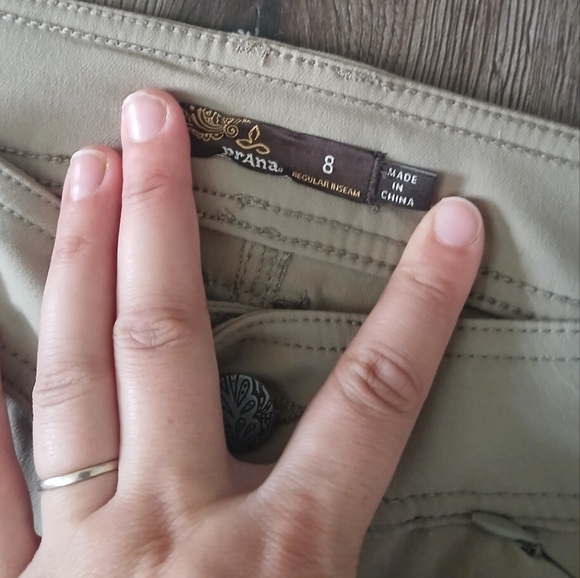 PrAna Women’s Stretch Zion Mid Rise Pant Tan Roll Up Hiking Outdoor Size 8 - Picture 7 of 12